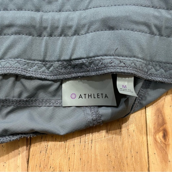 Athleta Grey Lightweight Athletic Shorts with Back Pocket - Women’s Size Medium - Picture 3 of 6